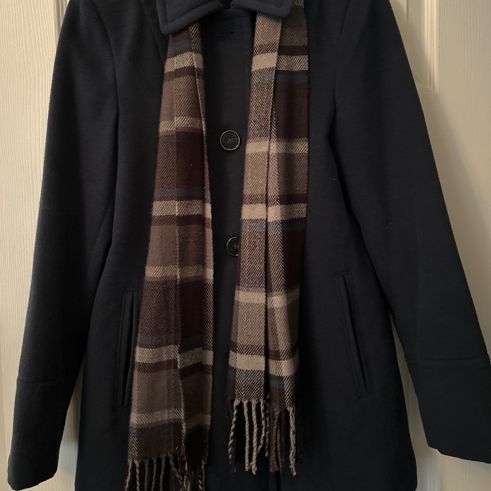 Liz Claiborne winter jacket with scarf